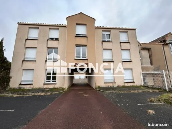 Studio 1 pièce 20 m²