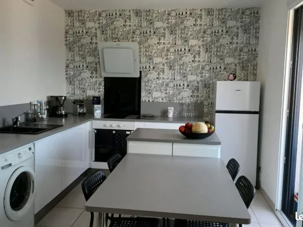 Grandet agréable studio 35m2 + garage quartier Arago
