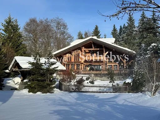 Chalet 10 pièces 460 m²