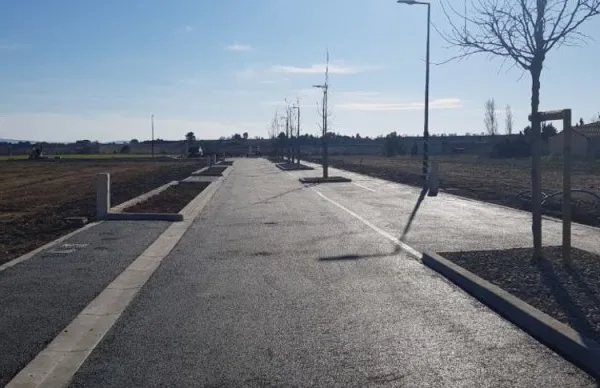 Terrain 400 m²