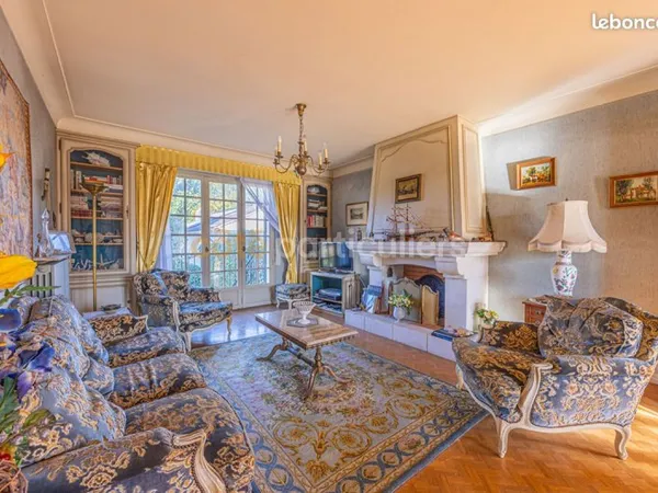 Maison 7 pièces 170 m²