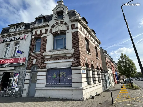 Local 232 m² Valenciennes