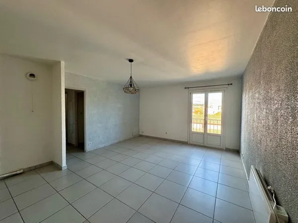 Appartement T2 résidence calme et sécurisée