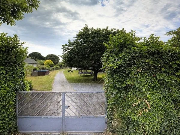 Terrain 815 m²