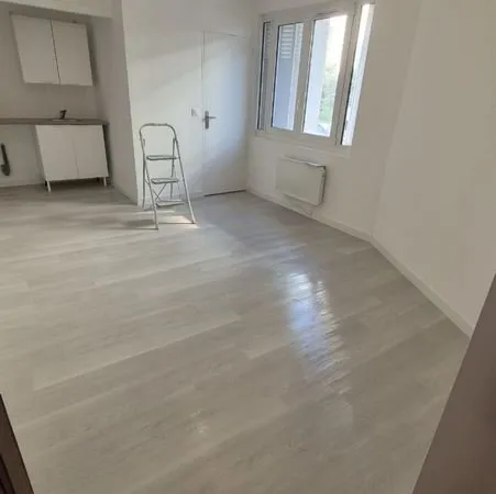 Appartement Location Rennes 1p 20m² 520€
