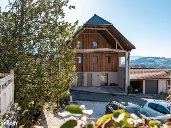 Maison de 212 m2 carrez, 229 m2 habitable