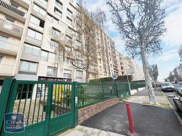 Local commercial 113 m²