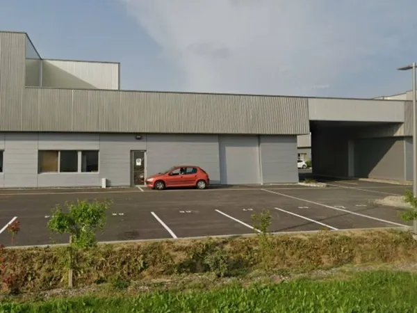 LOCAL D'ACTIVITE 219 m² ESCALQUENS