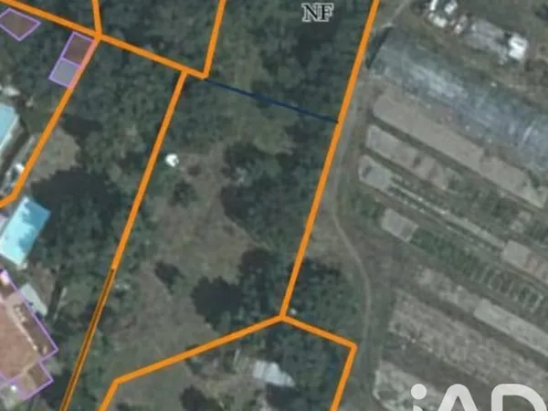 Terrain 1235 m²