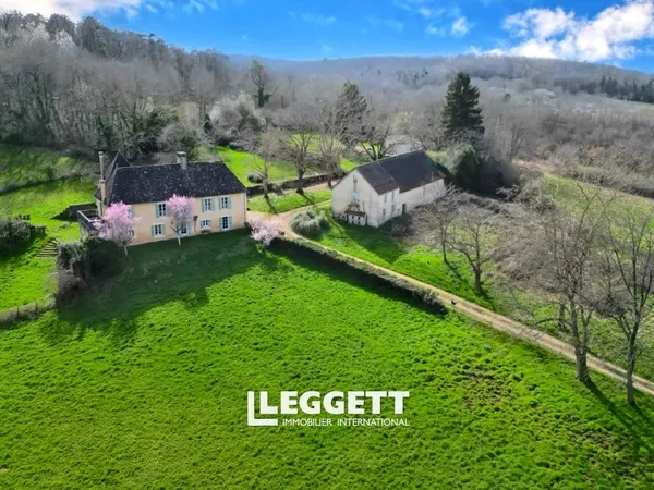 Maison 9 pièce(s), VAL DE LOUYRE ET CAUDEAU