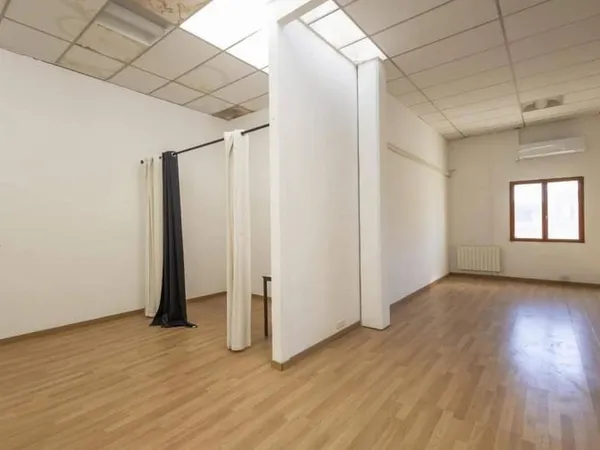 Bureaux 53 m²