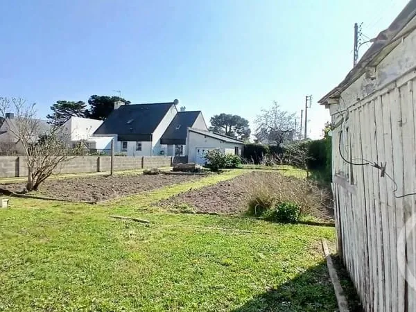 Terrain 400 m²