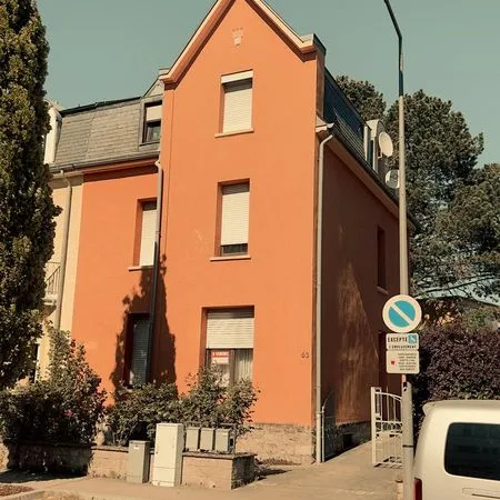 Maison bourgeoise a renover avec jardin Bonnevoie luxembourg