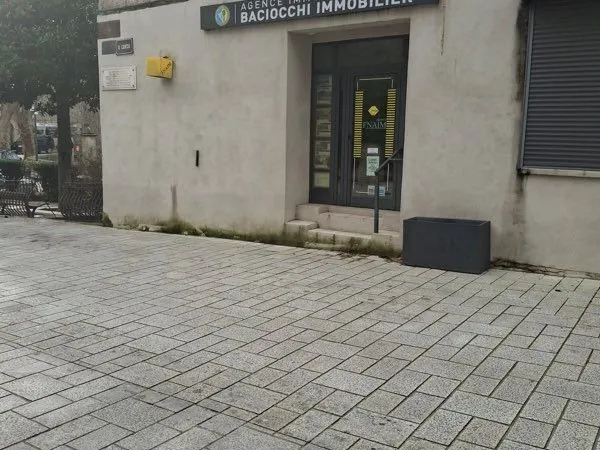 Local commercial