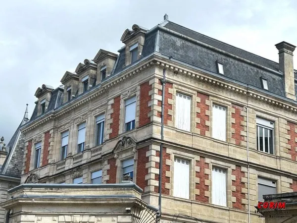 Appartement 4 pièces 195 m²