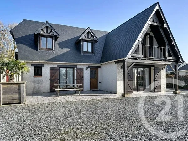Maison 7 pièces 153 m²