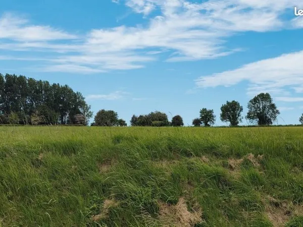 Terrain 885 m² CROISETTE