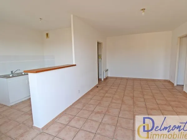 Appartement récent T2 balcon parking proche centre la Seyne