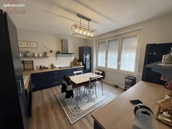 Maison 8 pièces 166 m²