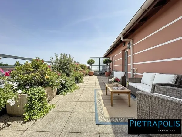 Appartement traversant - Dernier etage - Villefranche Sur Saone