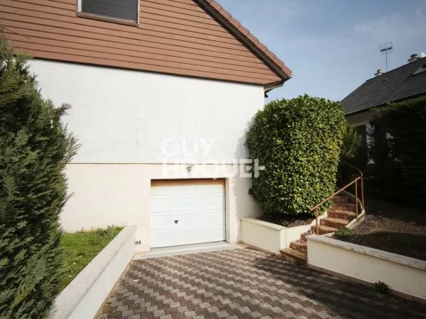 MAISON À VENDRE DE 5 PIÈCES DE 126,08 M²