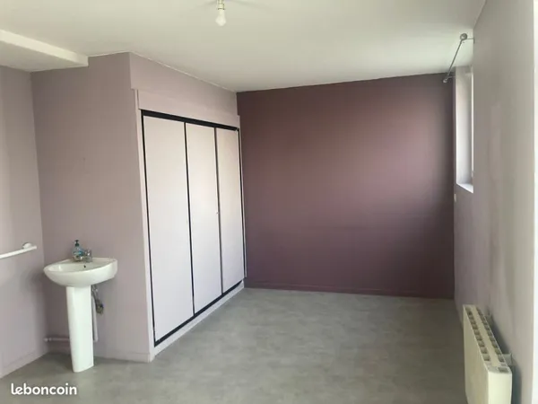 Location cabinet