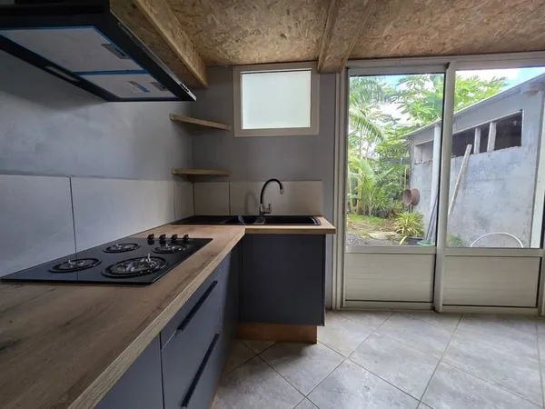 ? À VENDRE - Grande maison F7/8 de 200 m² divisée en 3 l