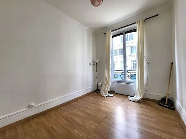 Appartement 1 pièce 14 m²