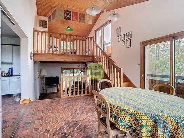Maison 7 pièces 143 m²