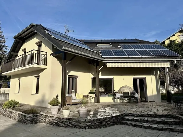 Maison 5 pièces 147 m²