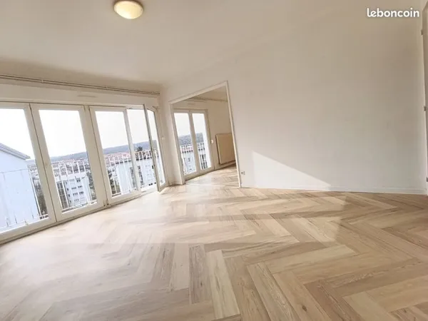 🚨 F4 75 m² - Dernier étage - Très lumineux - Garage - Petite copropriété 🚨