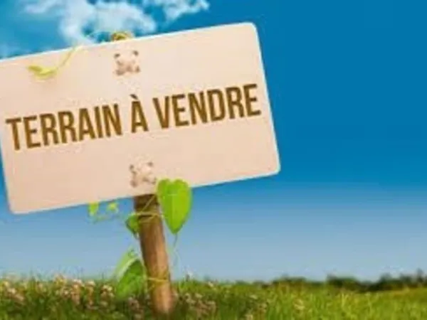 Terrain à vendre de 1 366,00 m², zone UI SAINT CYR L'ECOLE (78)
