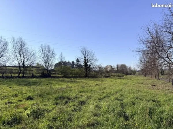 Terrain 620 m² Cunac
