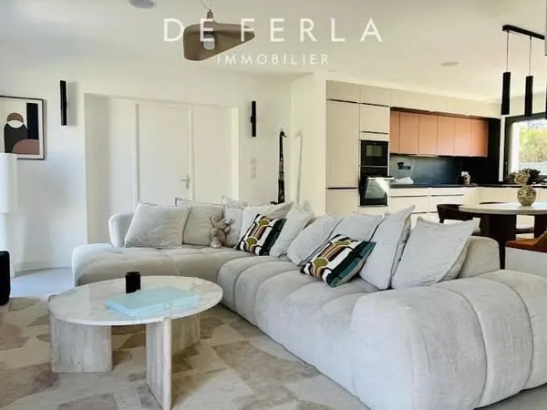 Maison 7 pièces 183 m²