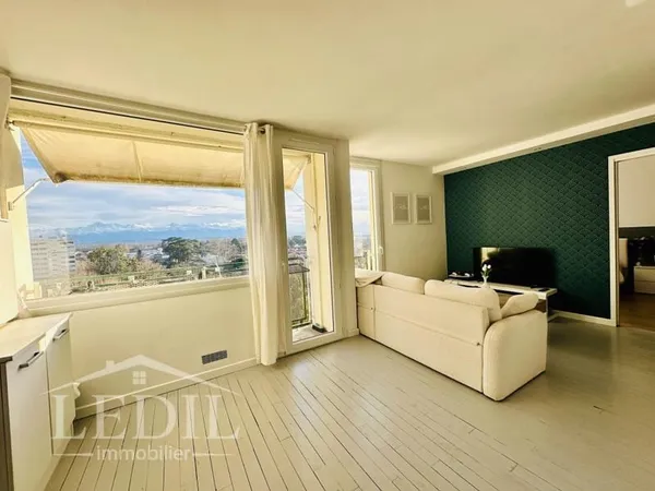 APPARTEMENT T2 VUE PYRENEES