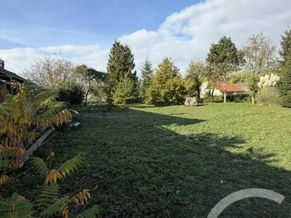Terrain 2145 m²
