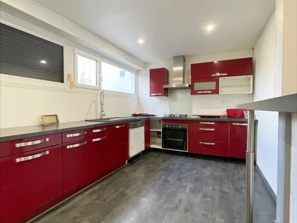 Maison 5 pièces 104 m²
