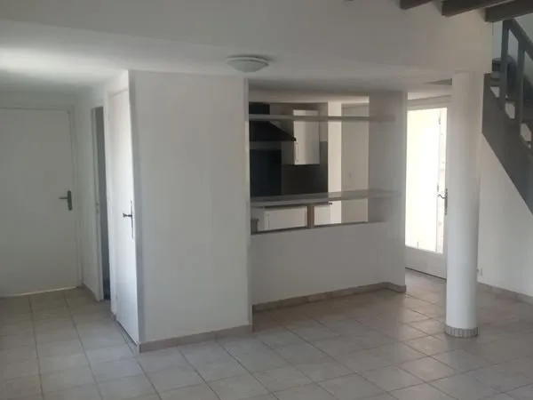 Appart Sarrians Terrasse Parking