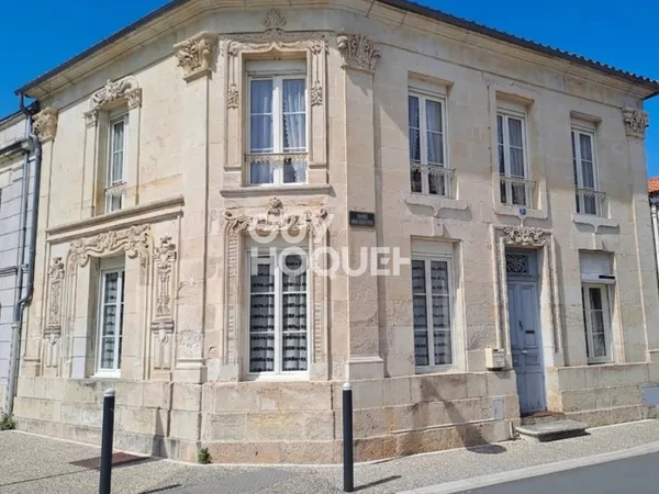 Maison à vendre - plein centre-ville de 96 m²