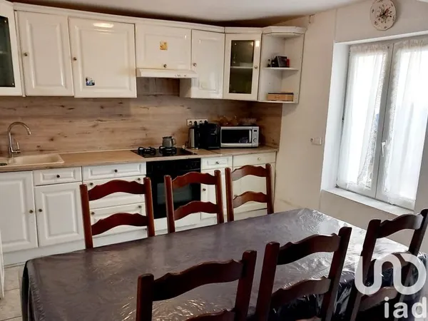 Bâtiment 1 pièce 225 m²