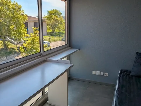 Studio Meublé de 22 m² + Parking Privatif - Résidence "Le Cambridge"