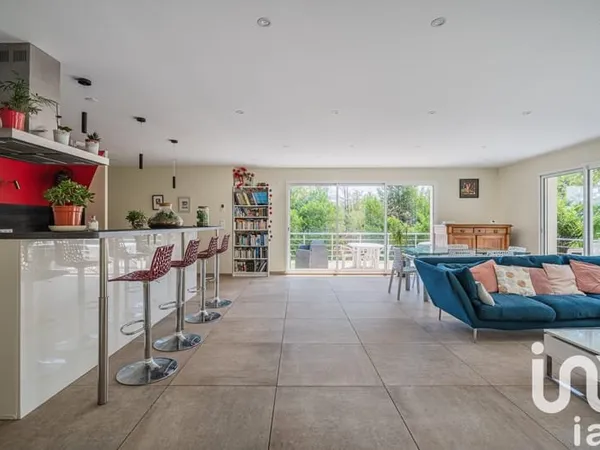 Vente Maison/villa 8 pièces