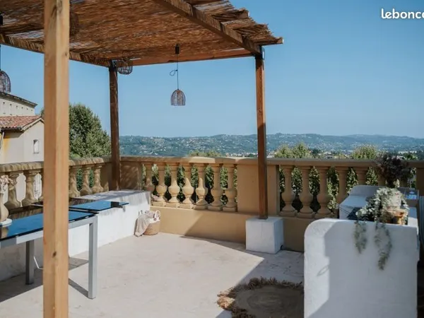 🌟 Chambre meublée haut de gamme - dispo mai / juin - Terrasse 40m² - Grasse 🌟