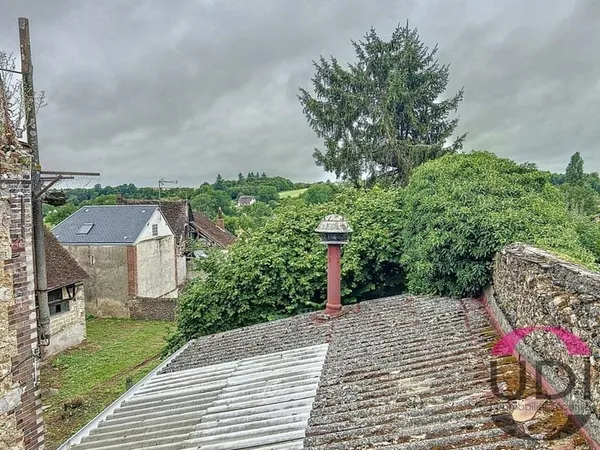 COURTENAY ENSEMBLE IMMOBILIIER À Vendre