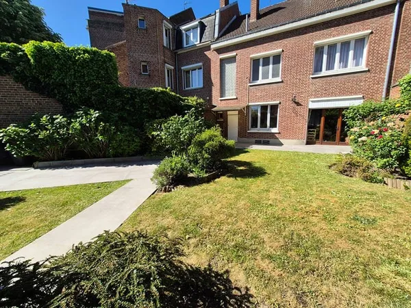 Maison Cambrai 10 pièce(s) 158 m2