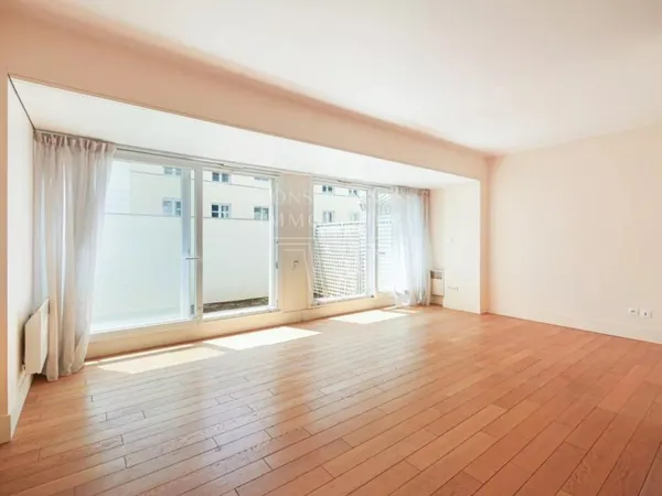 Vends studio - 32.3m² - 1 pièce, 1 chambre - Paris 16ème
