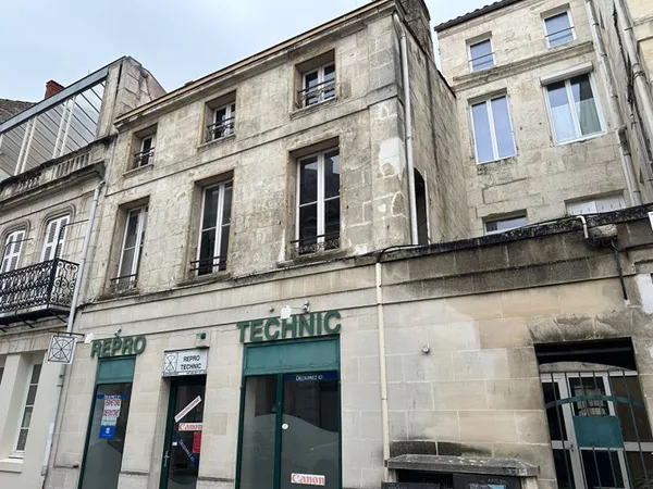 Immeuble Rochefort emplacement n°1 : 138.77 m2