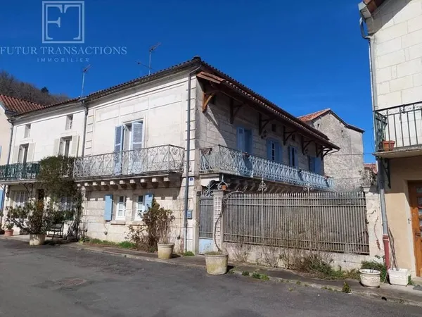 Maison 5 pièces 215 m²