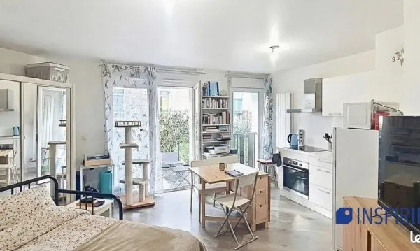 Studio 1 pièce 31 m²