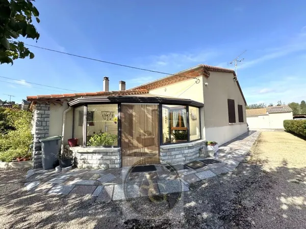 Maison plain pied 120m2 avec jardin et double garage